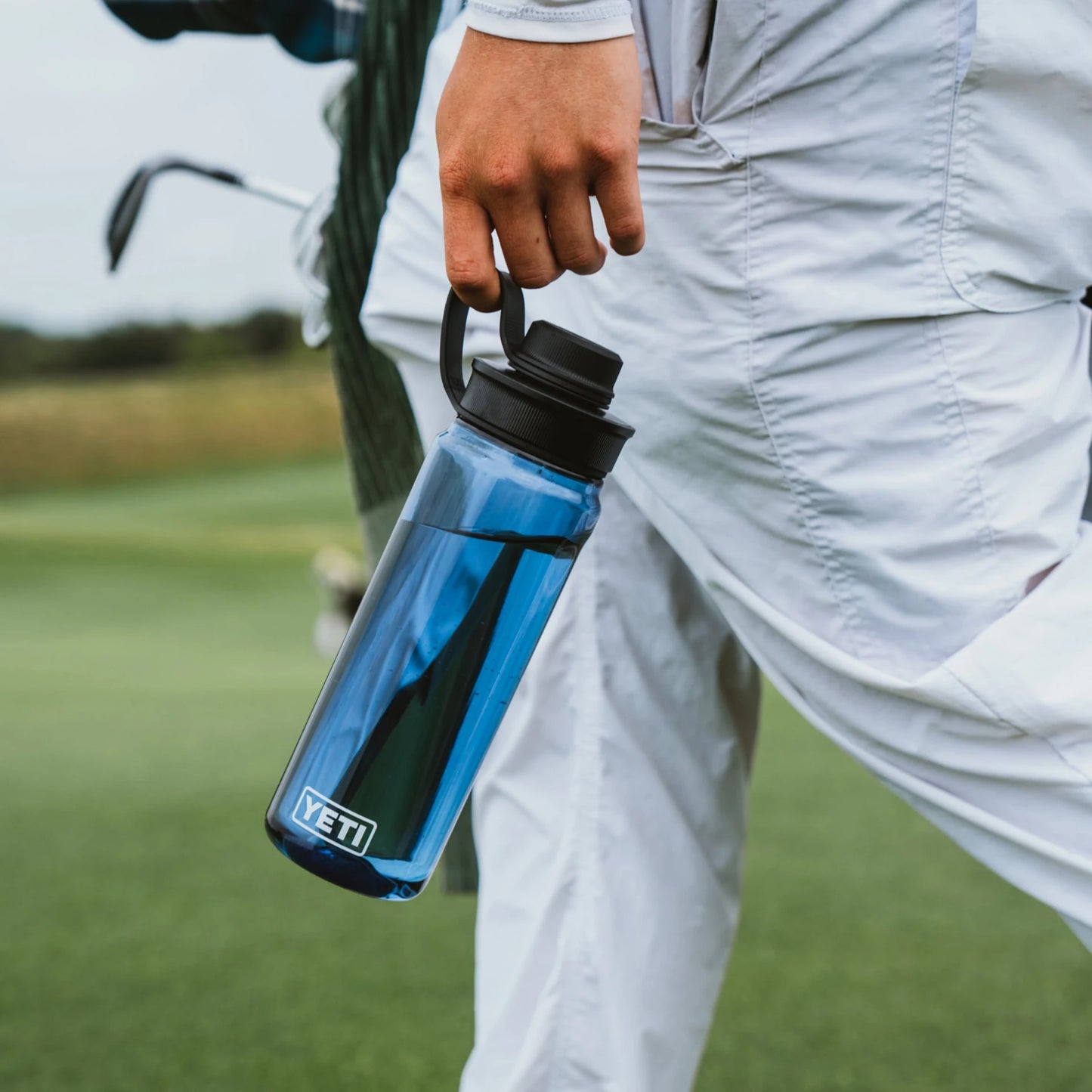 750 mL / 25 oz Water Bottle - US 8053