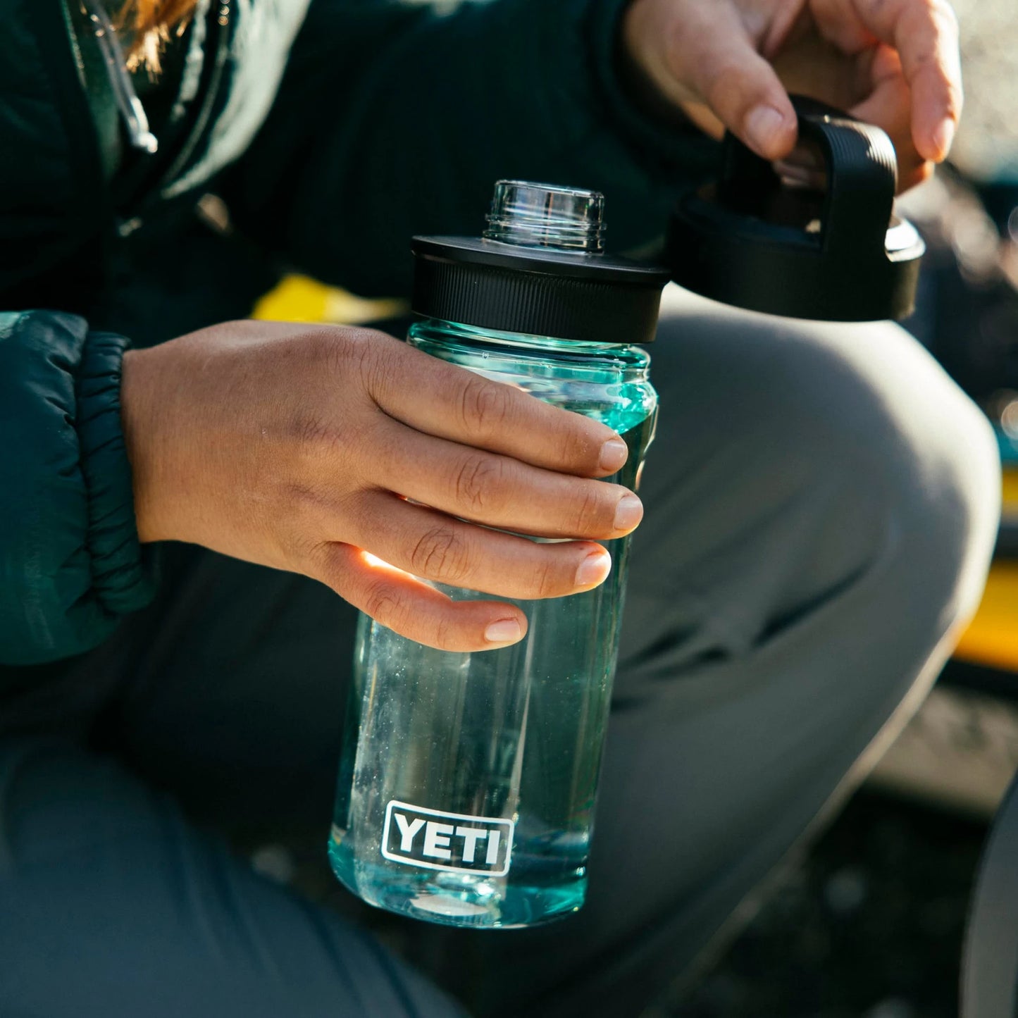600 mL / 20 oz Water Bottle - US 7103