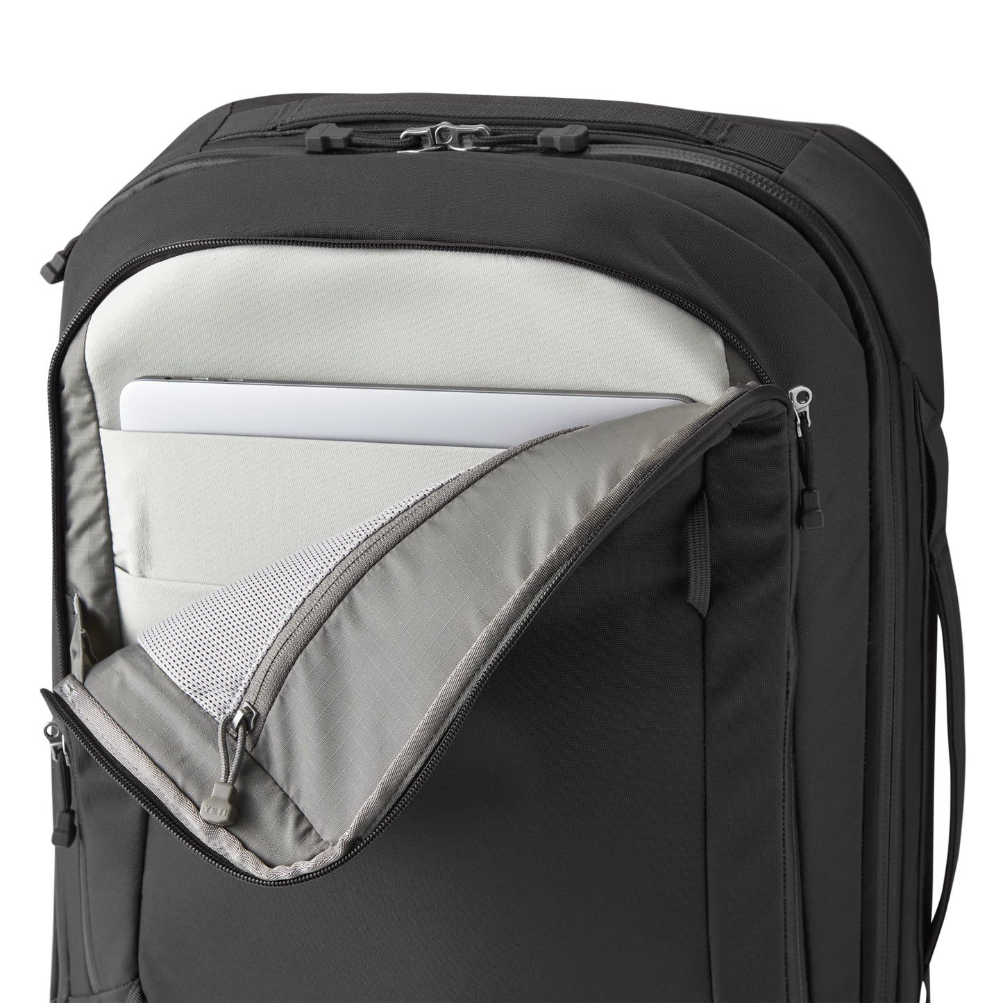 35L/22" Carry-On Luggage - US 2065