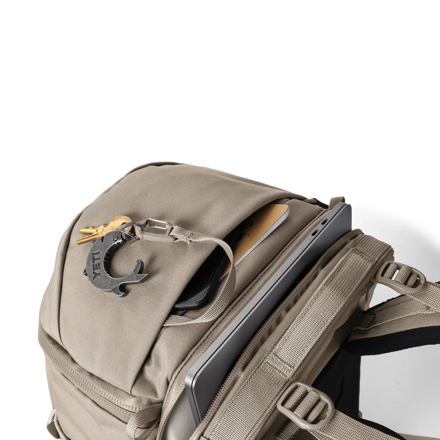 27L Everyday Carry Backpack - US 8902